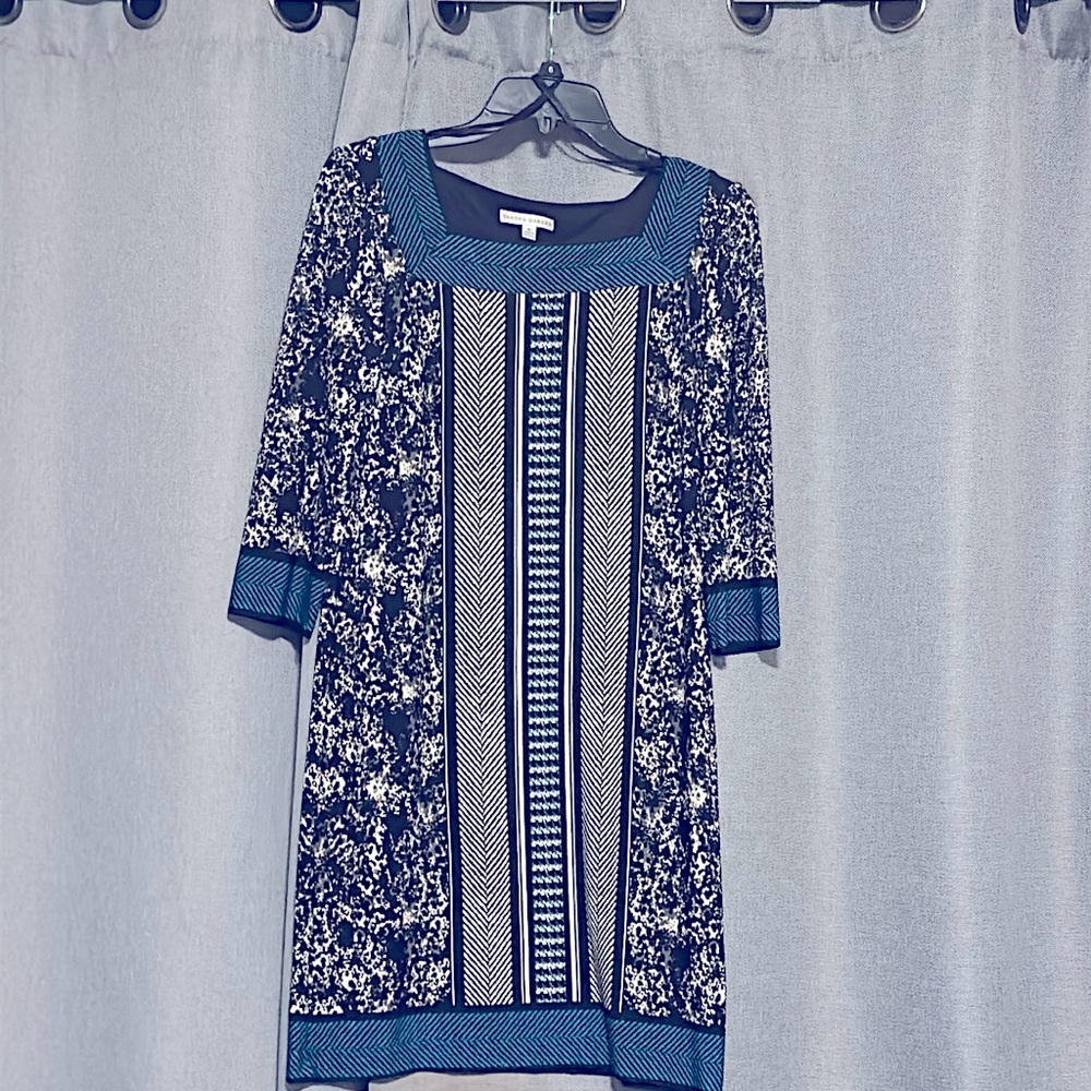 Sandra Darren half sleeve dress